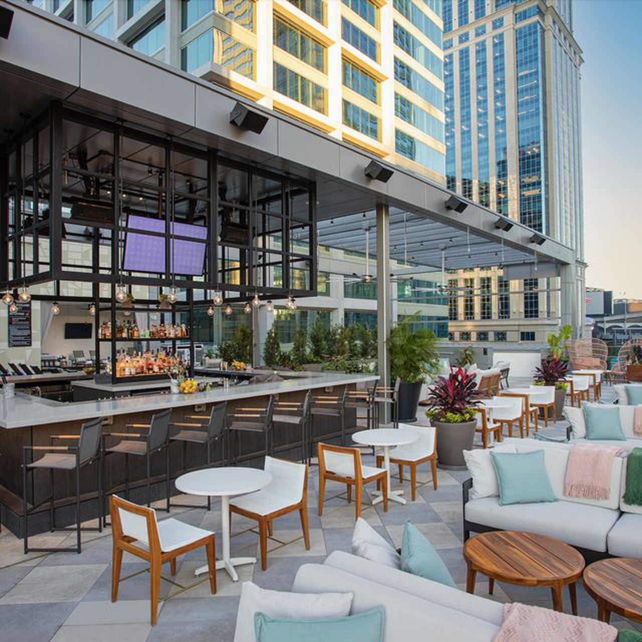 Aura Rooftop – Charlotte, North Carolina
