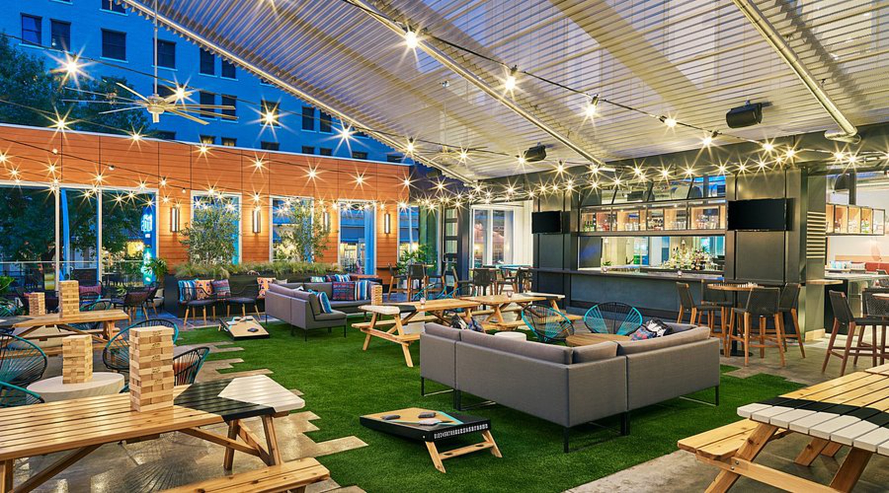 Upstairs at Caroline – Austin, Texas